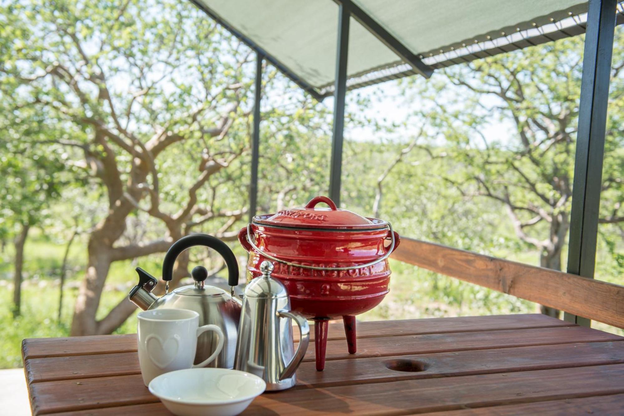 Etosha Safari Camping2Go Okaukuejo Kamer foto
